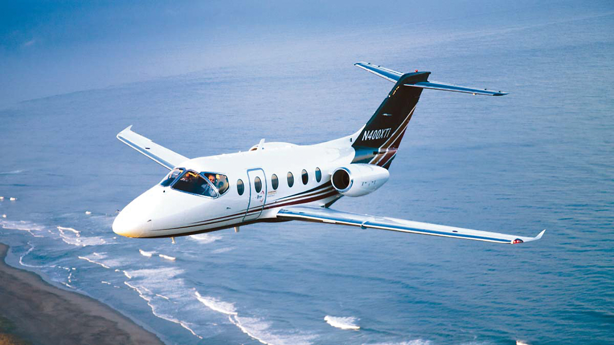 Хай джет. Nextant 400xti. Hawker 400xp. Самолет Hawker 400xp. Nextant 604xt.